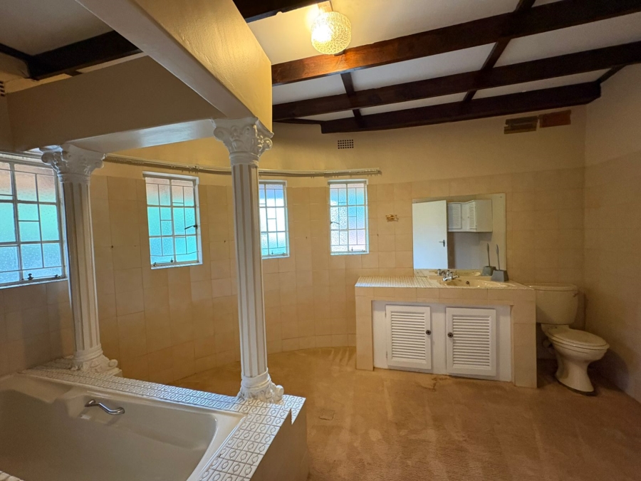 5 Bedroom Property for Sale in Protea Park North West